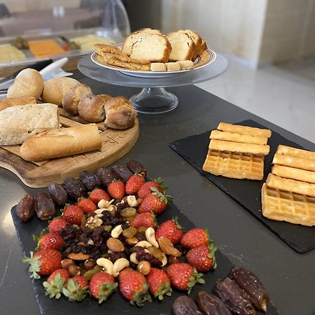 Fiftyfour West Boutique Living Bed & Breakfast อาร์บ ภายนอก รูปภาพ