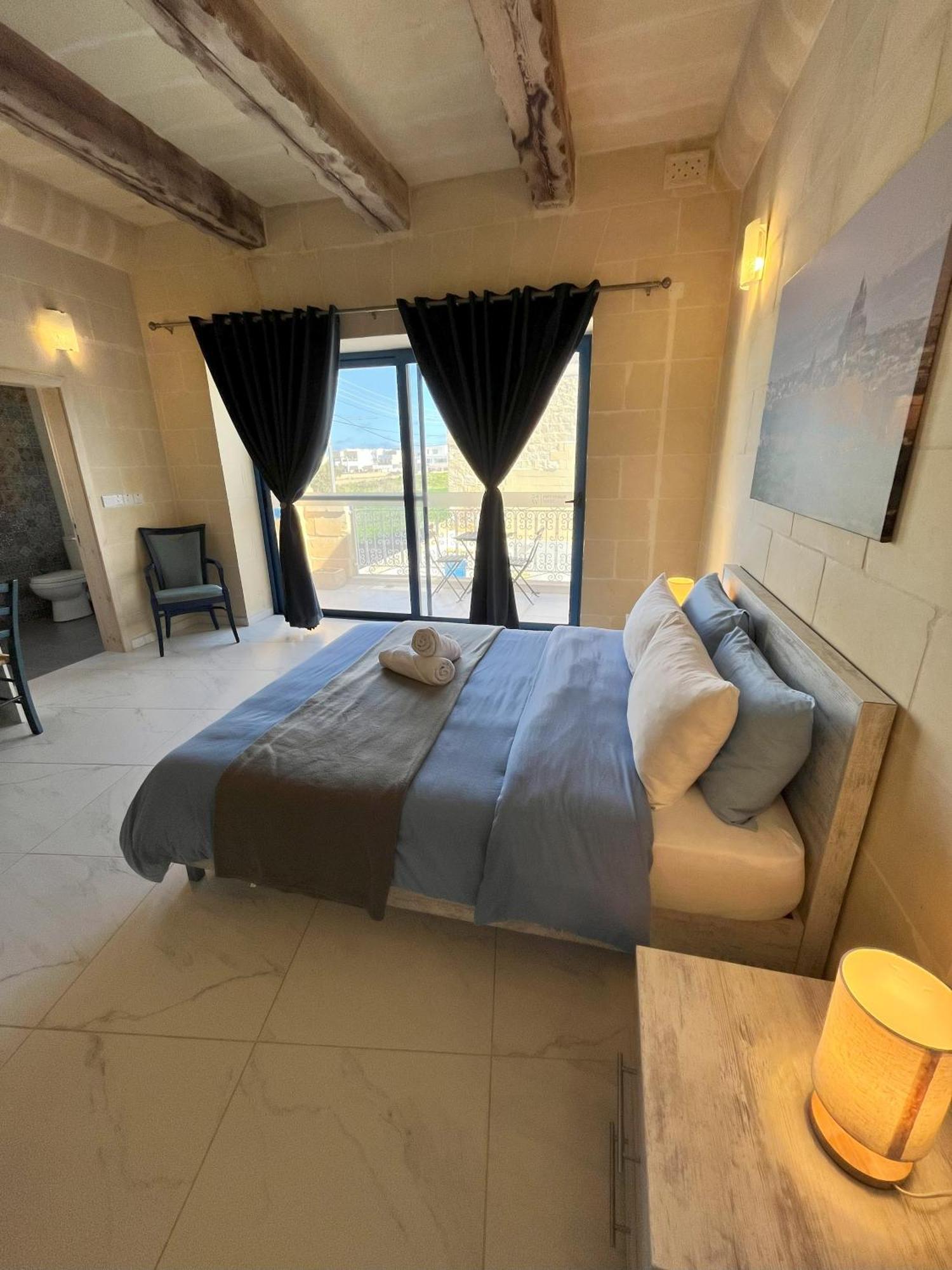 Fiftyfour West Boutique Living Bed & Breakfast อาร์บ ภายนอก รูปภาพ