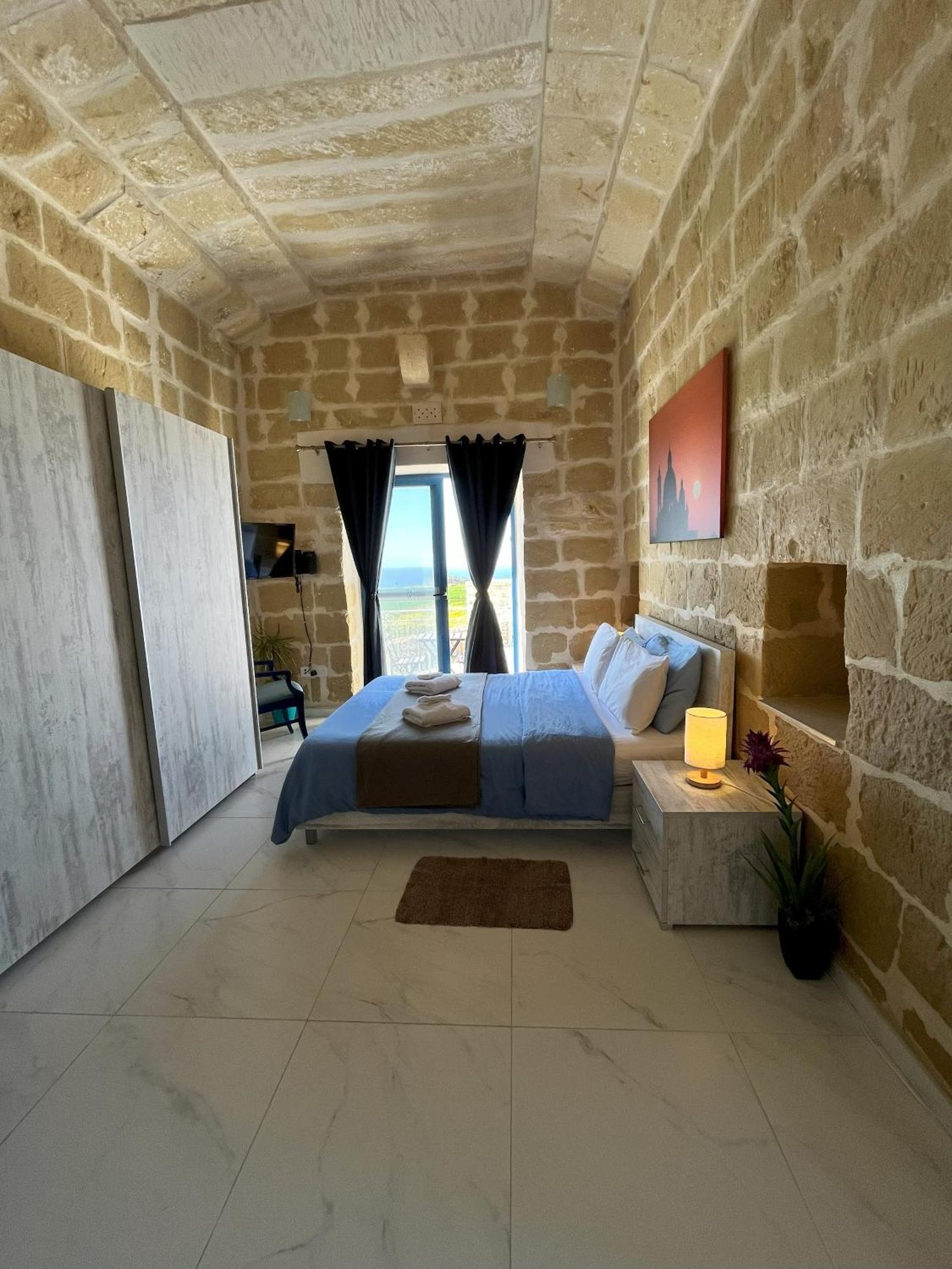 Fiftyfour West Boutique Living Bed & Breakfast อาร์บ ภายนอก รูปภาพ