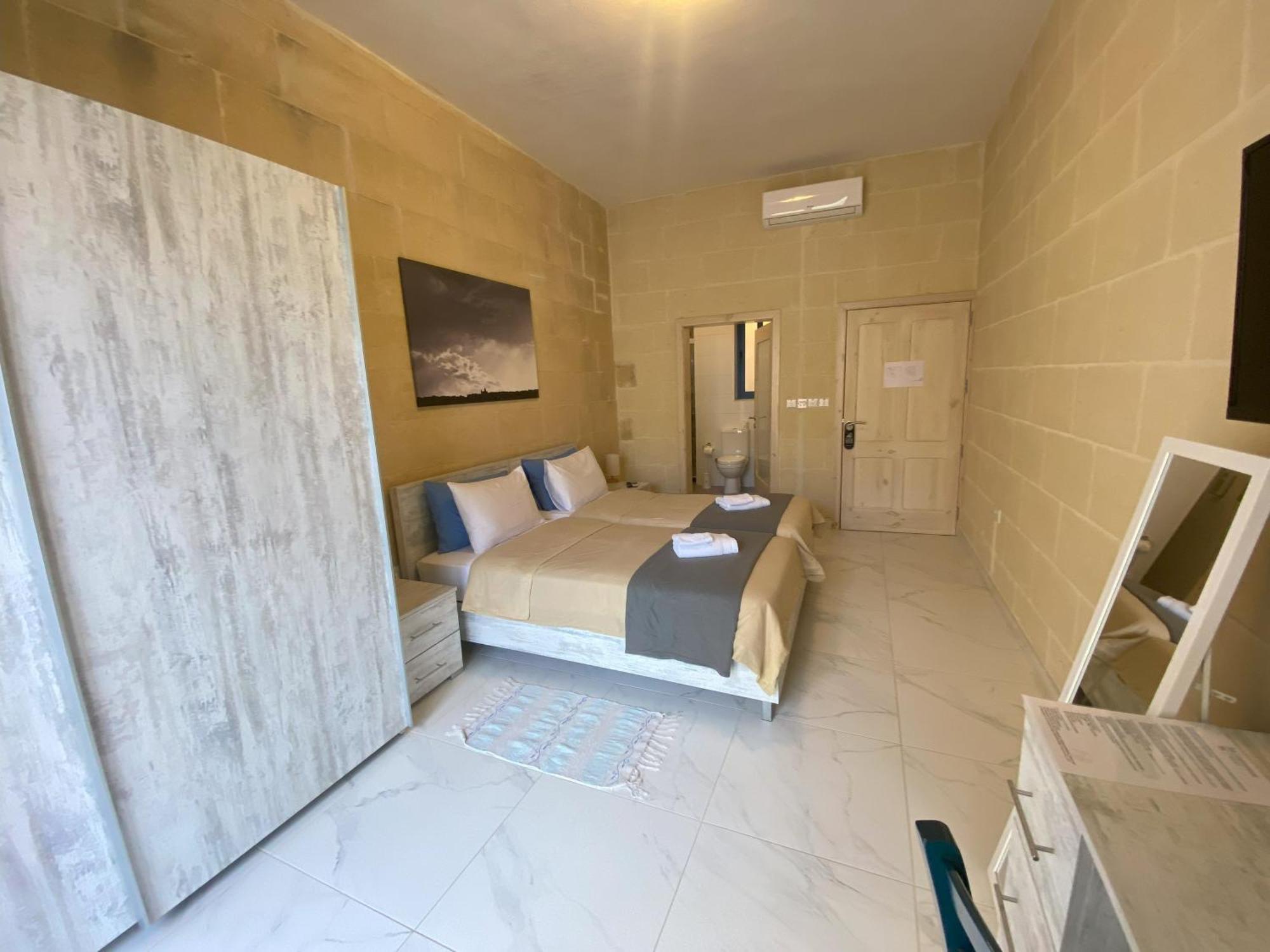 Fiftyfour West Boutique Living Bed & Breakfast อาร์บ ภายนอก รูปภาพ